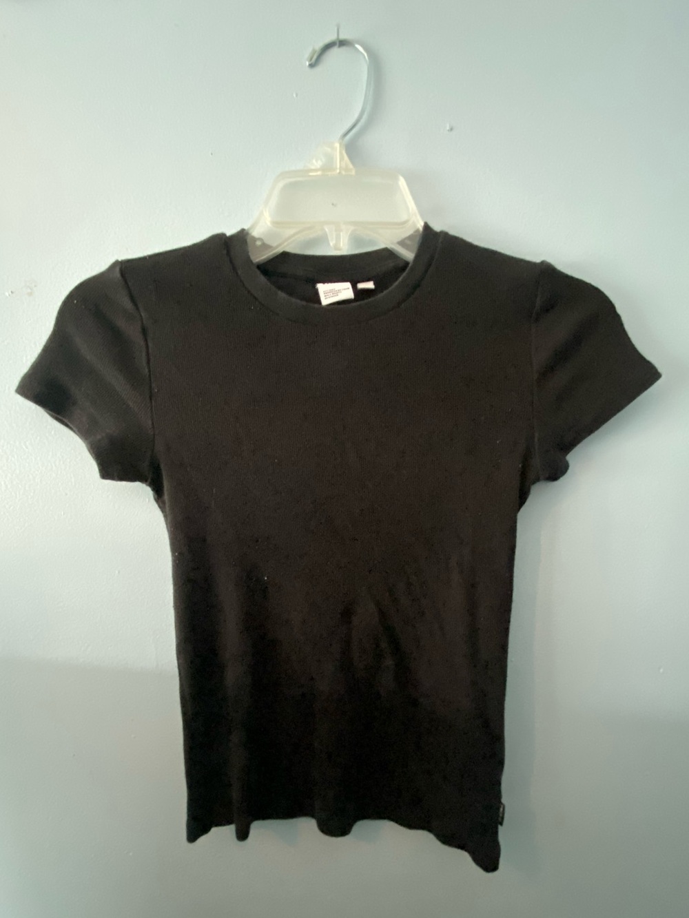 Women’s Black Crewneck Short Sleeve Tee ‼️EVERYTHING MUST GO‼️ DM WITH OFFERS